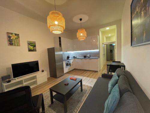 Smichov Apartment | Andrews Cosy Apartment
