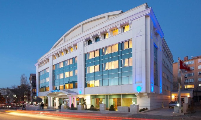 Kavaklidere Hotel | Ankara Plaza Hotel