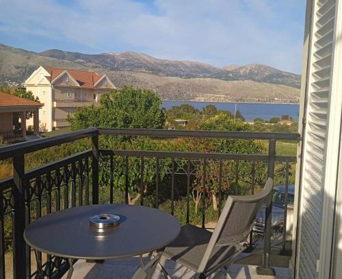 Lixouri Apartment | Anna's Apartment 4 - Sea View stay for 3 in Lixouri