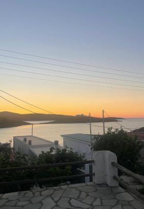 Kithnos House | Aosa seaside home