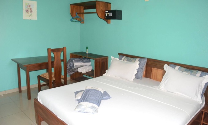 Kribi Apartment | Apart' 2BR/4P · 1st fl. · Balcony · B’fast opt · 2