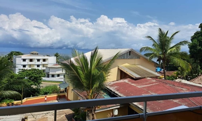 Kribi Apartment | Apart' 2BR/4P · Sea balcony · B’fast opt · 2 pools