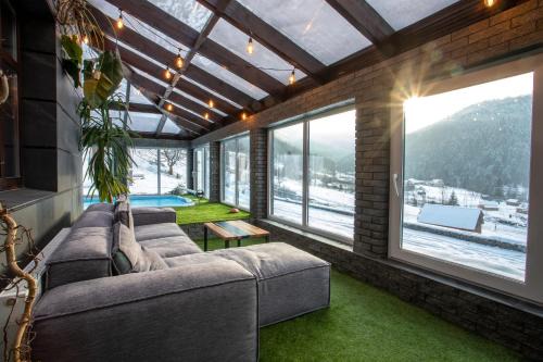 Yaremche Apartment | Apart-hotel Vershina