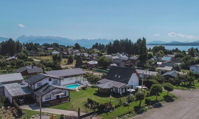 Dina Huapi Cabin | Apart Samay Hue Bungalows