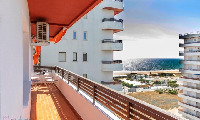 Punta Umbria Apartment | Apartamento nuevo junto a la playa , vistas al mar