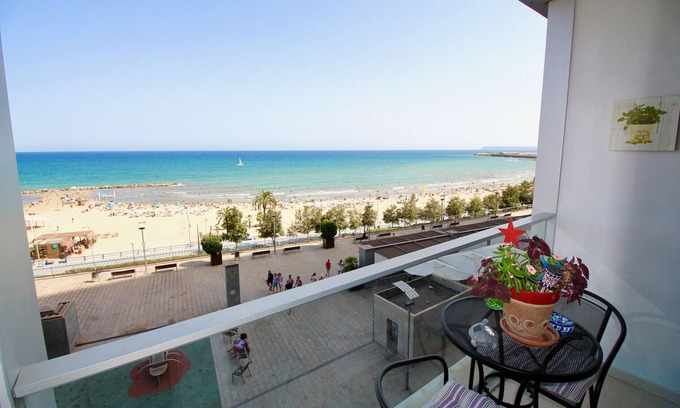 Raval Roig Apartment | APARTAMENTO POSTIGUET CON BALCON