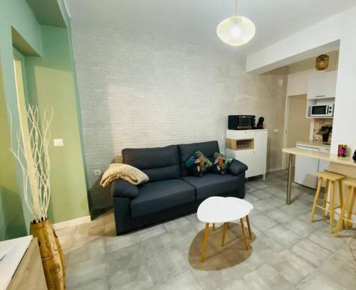 San Pedro Apartment | Apartamento San Eloy con Patio Privado