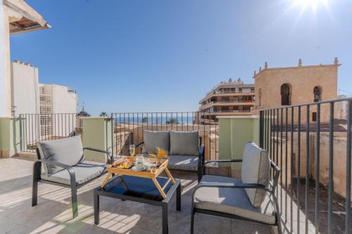 Alicante City Centre Apartment | Apartamentos La Basílica by BeAlicante