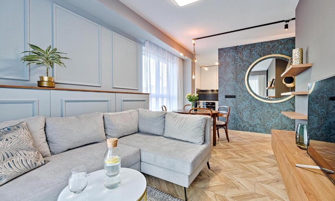 Srodmiescie Apartment | ApartHouse Fabryczna