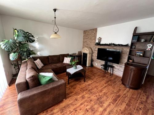 Liptovsky Mikulas Apartment | Apartmán pri Stanici