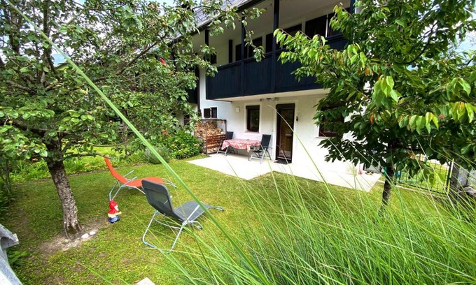 Cezsoca Apartment | Apartma EMI