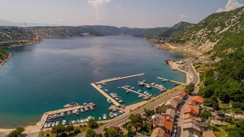 Bakarac Apartment | Apartman ALEXANDRA