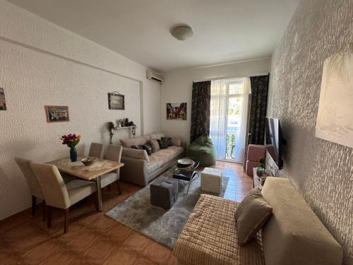 Sutomore Apartment | Apartman Lord