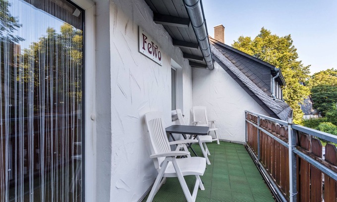 Usseln Apartment | Apartment '3 Kirsche' with mountain views, shared garden and Wi-Fi