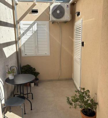 Cove Rogacic Apartment | Apartment Ana