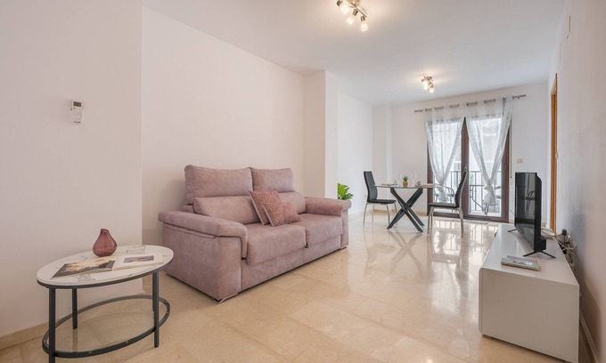 Barrio de la Vega Apartment | Apartment 'Apartamento Molinillo' with Mountain View, Wi-Fi and Air Conditioning