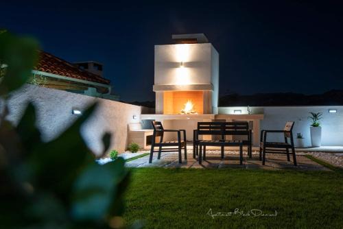 Razanac Apartment | Apartment Black Diamond