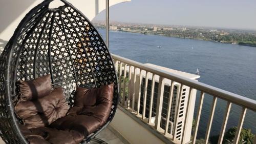 Maadi Apartment | apartment cornish el nile 250 m floor 14