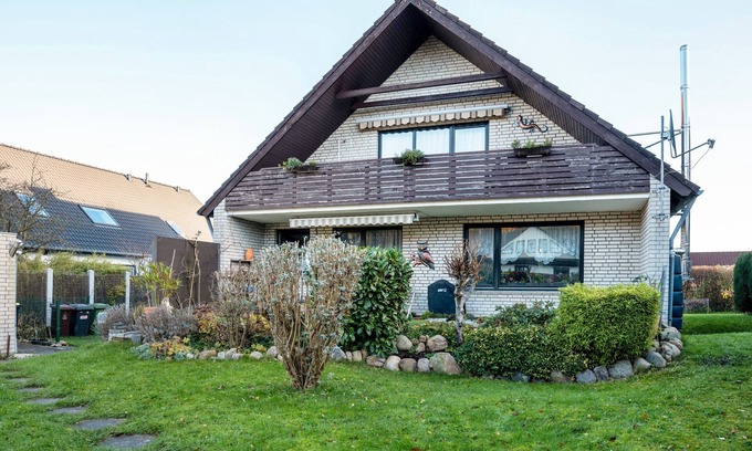 Laboe Apartment | Apartment 'Erlebnisurlaub Laboe' with Lake View, Private Garden and Wi-Fi