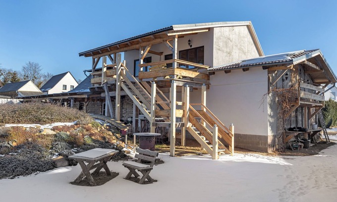 Zahna-Elster Apartment | Apartment 'Fewo Am Flämingrand' with Shared Garden, Balcony and Wi-Fi