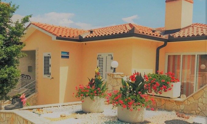 Ravni House | Apartment for 4 persons approx. 65 qm in Ravni, Istria (Bay of Raša)