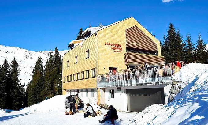 Navis Apartment | Apartment in Navis near Berger Alm Ski Resort