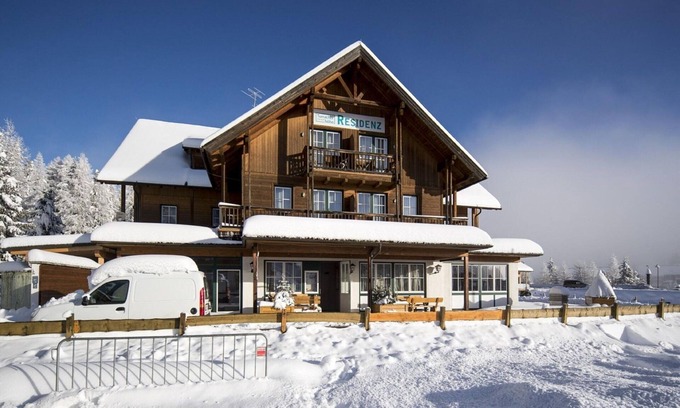 Turracher Hohe Apartment | Apartment in Pine Forest Near Ski Slopes