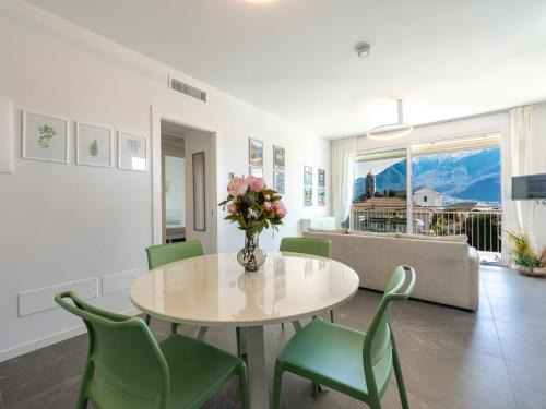 Consiglio di Rumo Apartment | Apartment Le Lac by Interhome