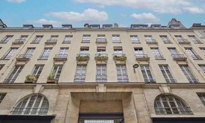 Palais-Royal Apartment | Apartment Louvre Palais Royal
