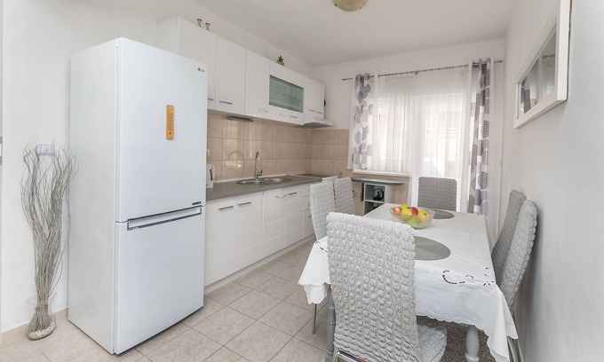 Dugi Rat Apartment | Apartment Marko