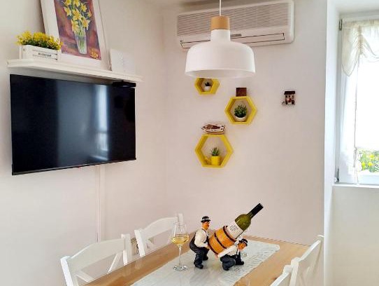 Supetar Apartment | Apartment Megi in Supetar historical core