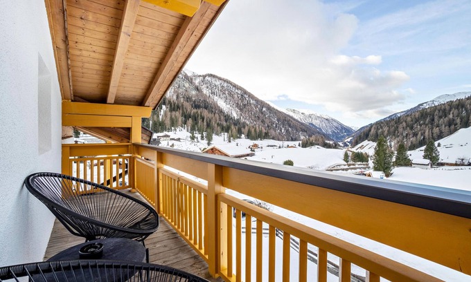 Casere Apartment | Apartment "Mountain Residence Kasern Nr 4" with Mountain View, Balcony & Wi-Fi