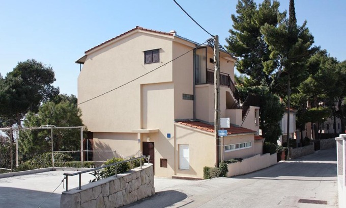 Tice Apartment | Apartment Nemira 5884c