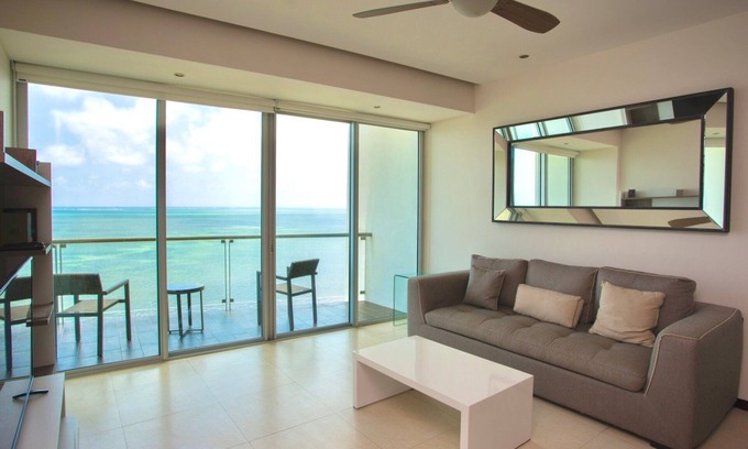 Cancun Apartment | Apartment on the beach! Infinity pool