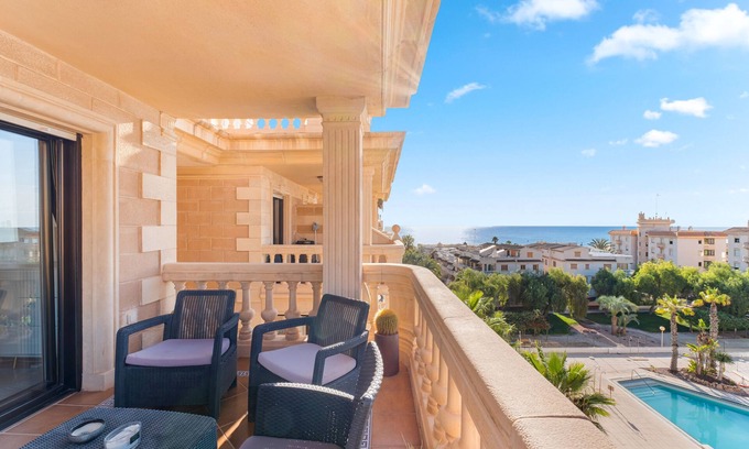 Guardamar del Segura Apartment | Apartment 'Penthouse, Sea View Guardamar' with Sea View, Wi-Fi and Air Conditioning