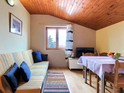 Valdebek Apartment | Apartment Ruža 2 by Interhome