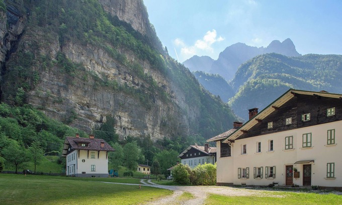 Sedico Apartment | Apartment 'Villa Stanga' with Mountain Views, Private Garden and Wi-Fi