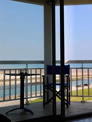 Barneville-Carteret Apartment | Apartment with Stunning Views of Le Havre de Carteret