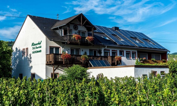 Mehring Apartment | Apartment with a view of the Moselle - about 20 minutes. away from Trier