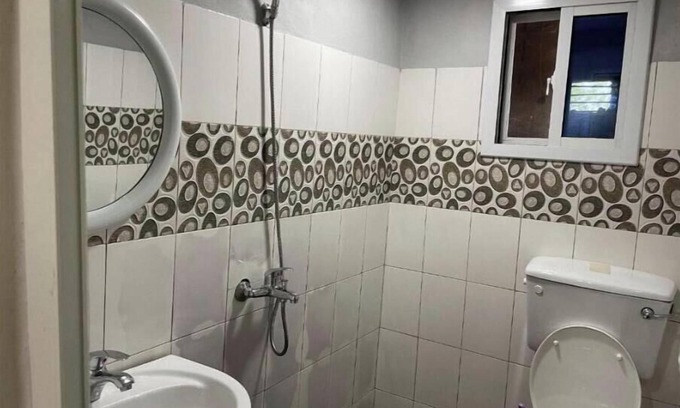 West Coast Division House | Apartment with View and Balcony B