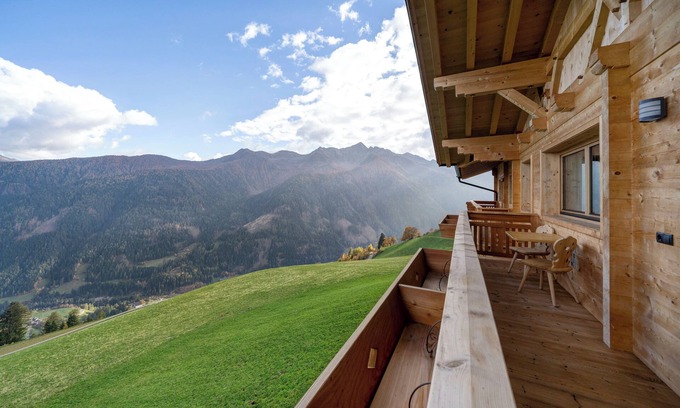 Ultimo Apartment | Apartment 'Zeitvertreibr' with Mountain View, Shared Garden and Wi-Fi