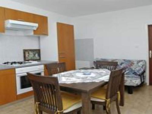 Brna Apartment | Apartments Bleu - One Bedroom Apartment with Balcony and See View 2