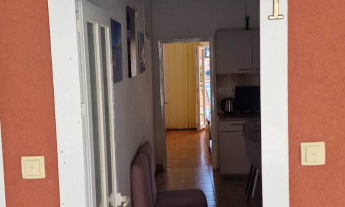Brna Apartment | Apartments Bleuš - One Bedroom Apartment with Balcony and See View 3