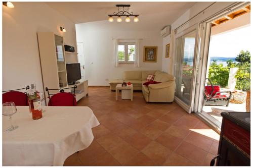 Cove Donja Krusica (Donje selo) Apartment | Apartments FRAGOLINA