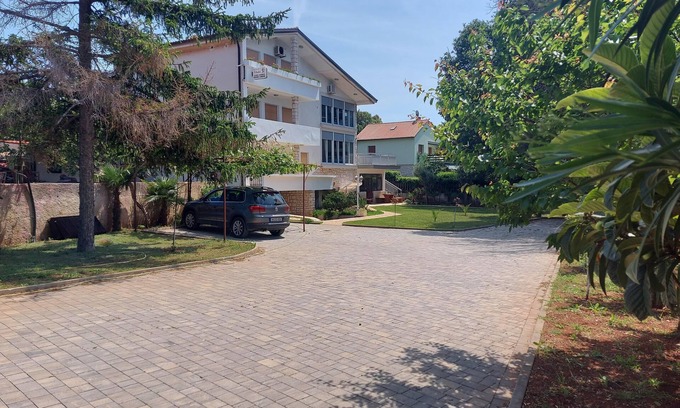 Banjole Apartment | Apartments Hawaii