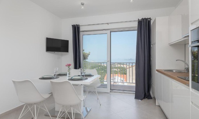 Zvekovica Apartment | Apartments Lidija