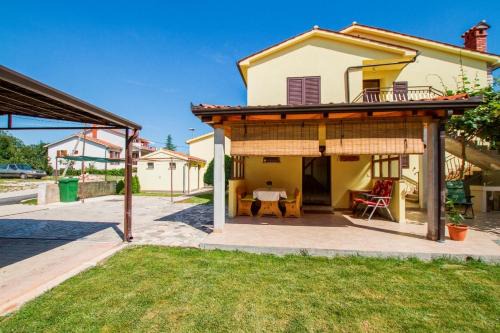 Vinez Apartment | Apartments with a parking space Vinez, Labin - 11851