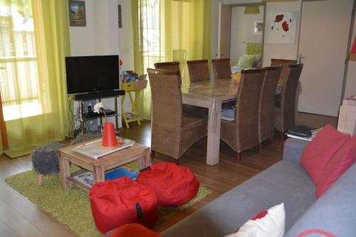 Sers Apartment | Appartement Bois de Marie