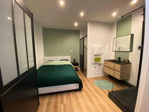 La Celle-sous-Gouzon Apartment | Appartement coquet au coeur de Vichy