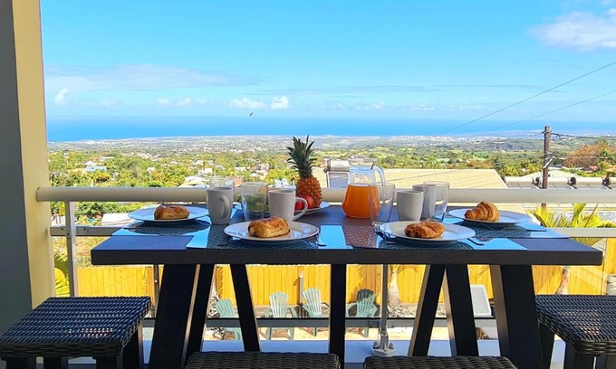 Trois Mares Apartment | Appartements Rosanna au tampon avec piscine partagée